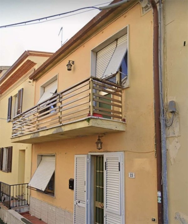 casa indipendente in vendita a Vicopisano