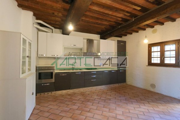 appartamento in vendita a Vicopisano in zona San Giovanni alla Vena