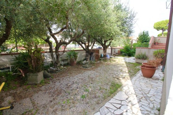 appartamento in vendita a Vicopisano in zona Uliveto Terme