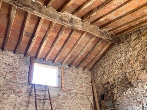 casa indipendente in vendita a Vicopisano in zona Uliveto Terme