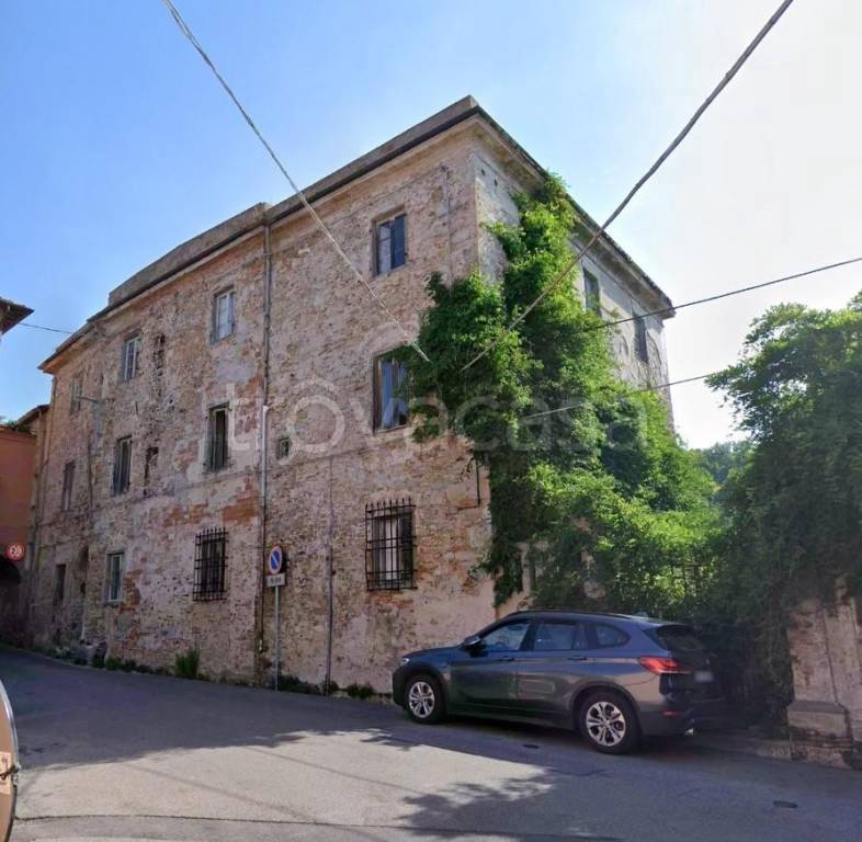 villa in vendita a Vicopisano