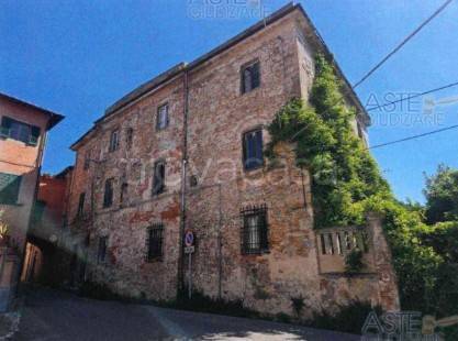 casa indipendente in vendita a Vicopisano
