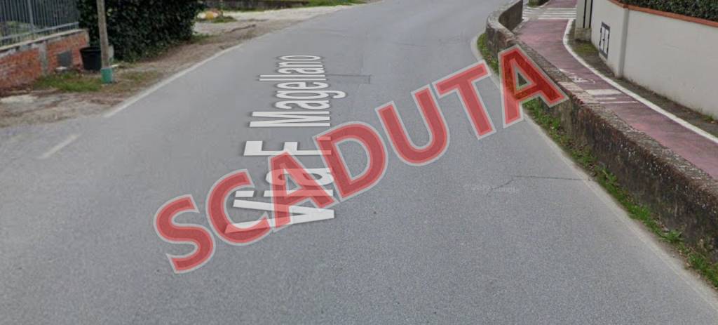 locale commerciale in vendita a Vicopisano