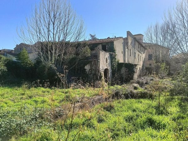 locale di sgombero in vendita a Vicopisano