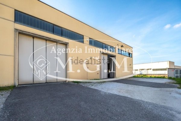 capannone in vendita a Vicopisano