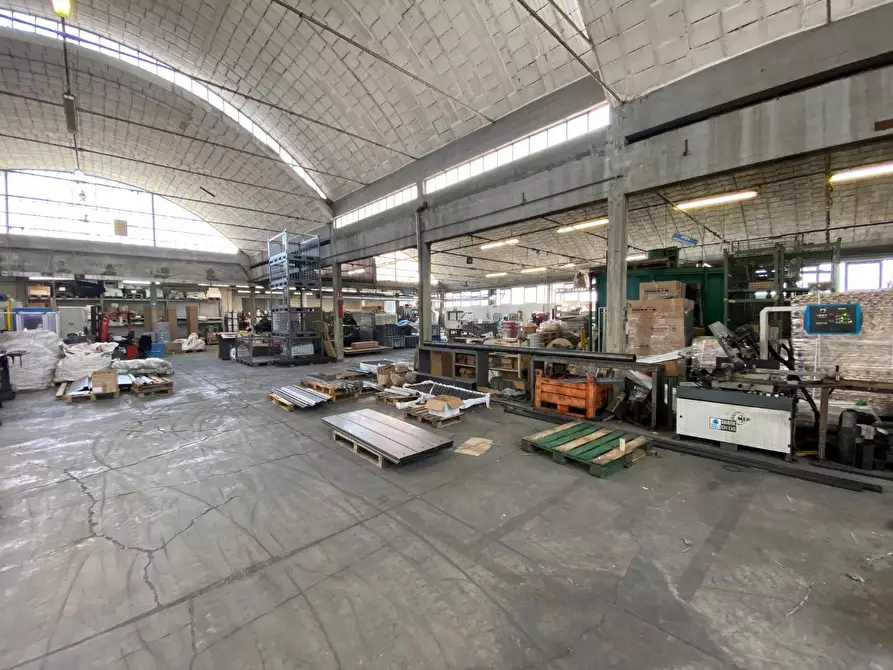 capannone in vendita a Vicopisano