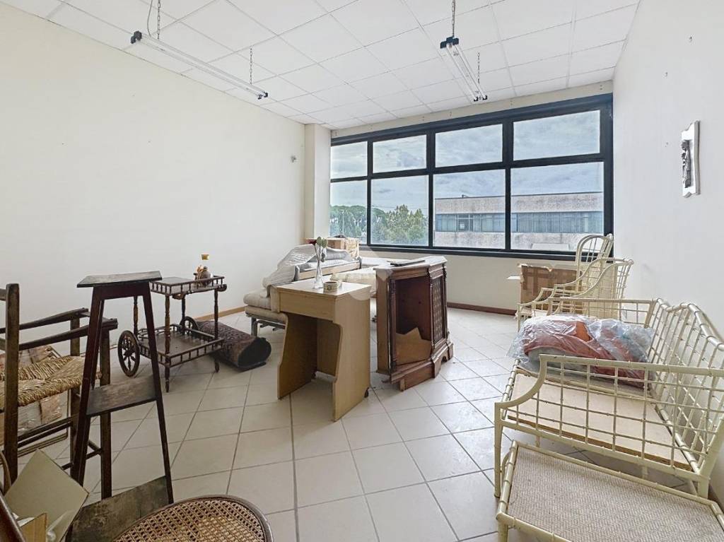 ufficio in vendita a Vicopisano