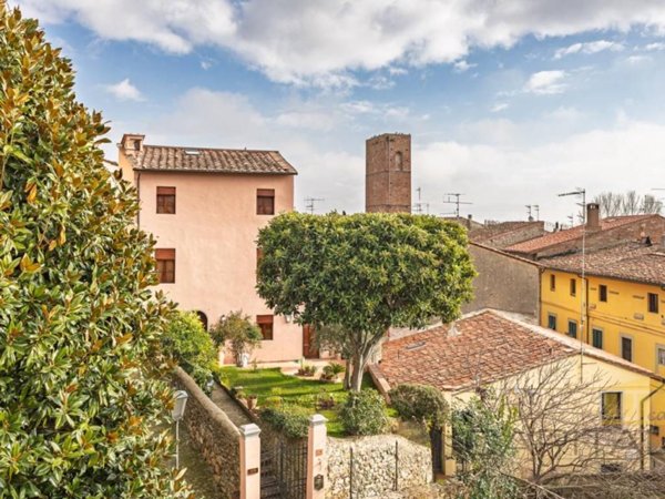 casa indipendente in vendita a Vicopisano