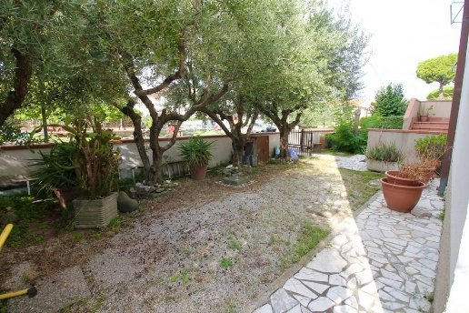 casa indipendente in vendita a Vicopisano in zona Uliveto Terme