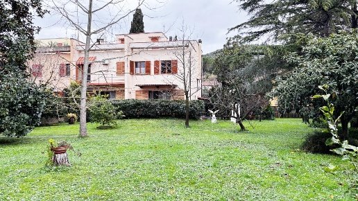 casa indipendente in vendita a Vicopisano