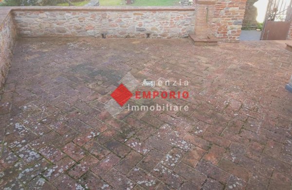 casa indipendente in vendita a Vicopisano