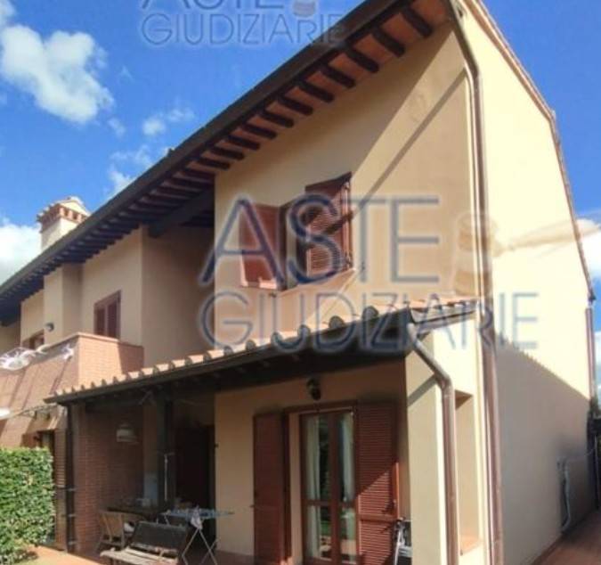 casa indipendente in vendita a Vicopisano