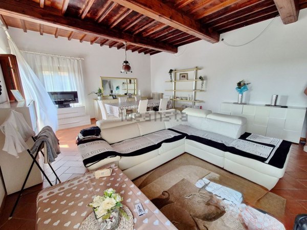 casa indipendente in vendita a Vicopisano