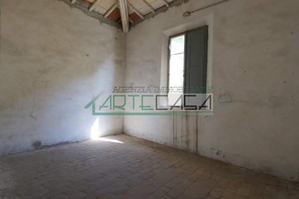 intera palazzina in vendita a Vicopisano in zona Uliveto Terme