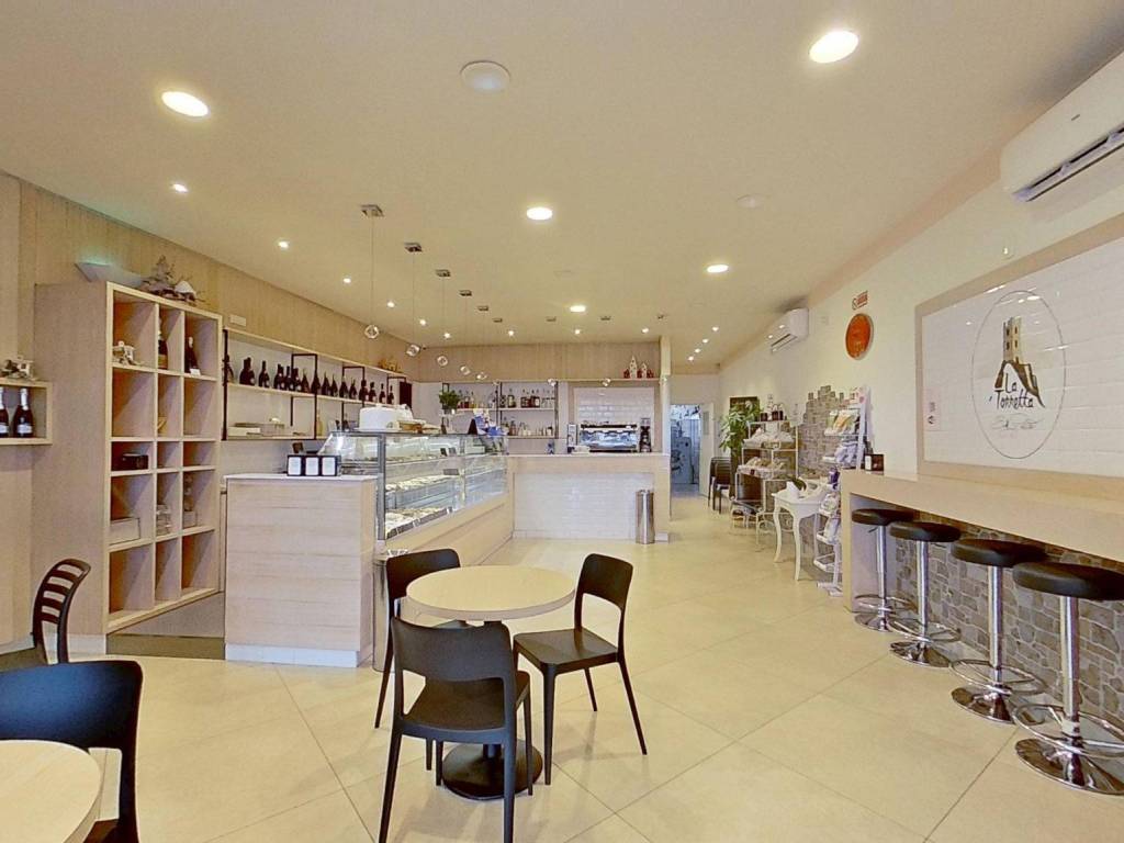 negozio in vendita a Vicopisano in zona Caprona