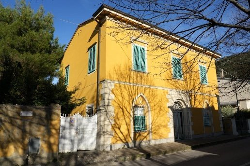 casa indipendente in vendita a Vicopisano in zona Uliveto Terme