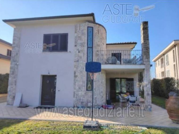 casa indipendente in vendita a Vicopisano