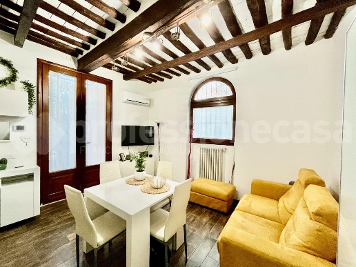 appartamento in vendita a Vicopisano in zona Caprona