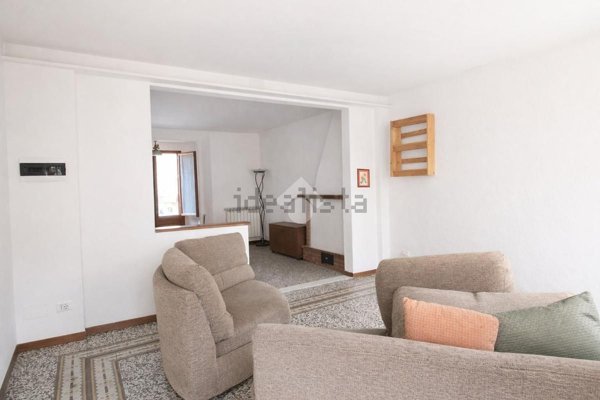 appartamento in vendita a Vicopisano in zona San Giovanni alla Vena