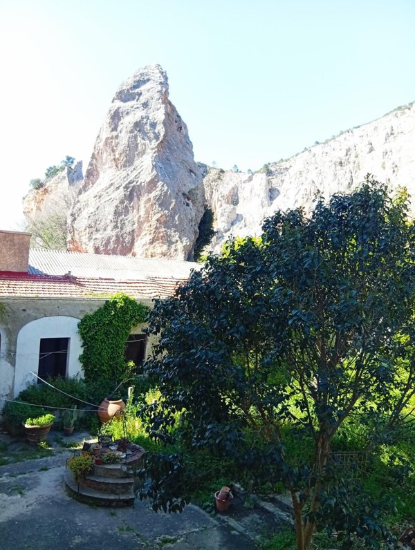 appartamento in vendita a Vicopisano in zona Uliveto Terme