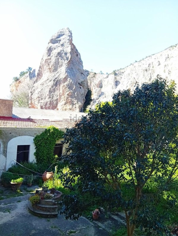 appartamento in vendita a Vicopisano in zona Uliveto Terme