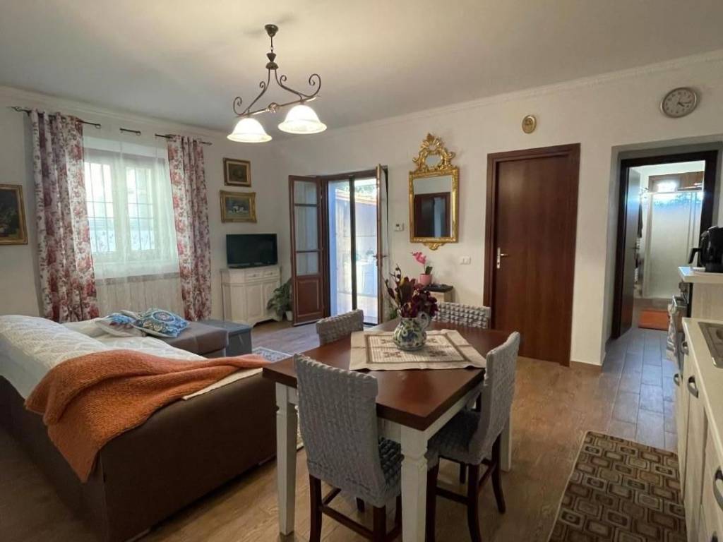 casa indipendente in vendita a Vicopisano in zona Uliveto Terme