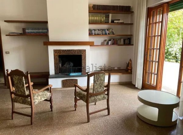 casa indipendente in vendita a Vicopisano