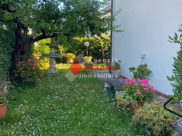 casa indipendente in vendita a Vicopisano