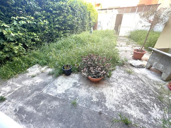 casa indipendente in vendita a Vicopisano in zona Uliveto Terme