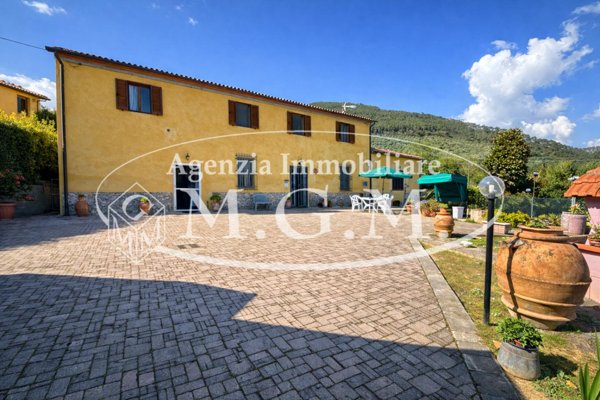 casa indipendente in vendita a Vicopisano in zona San Giovanni alla Vena