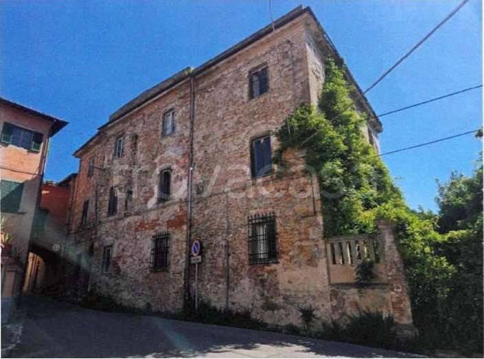 casa indipendente in vendita a Vicopisano