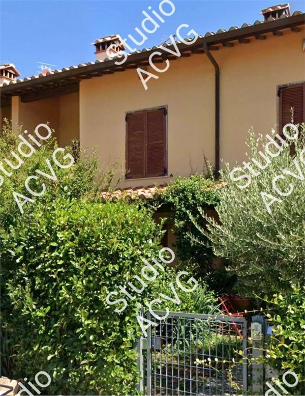 casa indipendente in vendita a Vicopisano