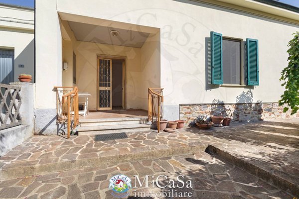 casa indipendente in vendita a Vicopisano in zona San Giovanni alla Vena