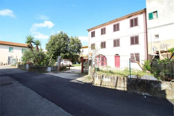 casa indipendente in vendita a Vicopisano