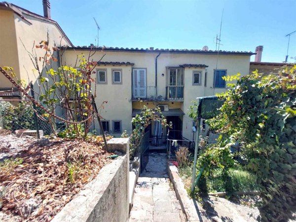 appartamento in vendita a Volterra in zona Saline