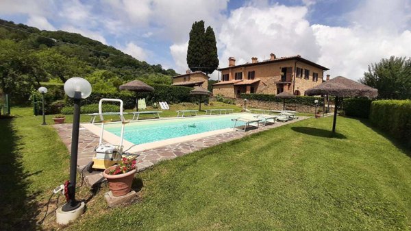 casa indipendente in vendita a Volterra