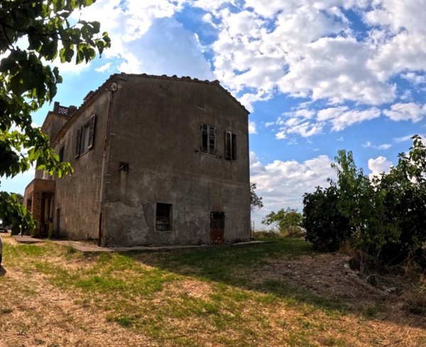 casa indipendente in vendita a Volterra
