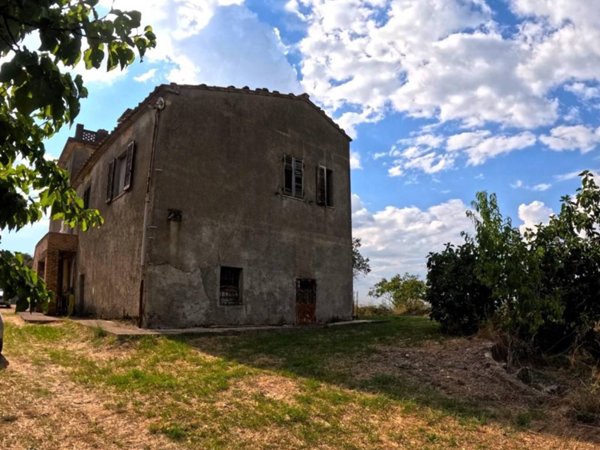 casa indipendente in vendita a Volterra