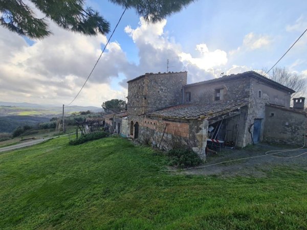 negozio in vendita a Volterra