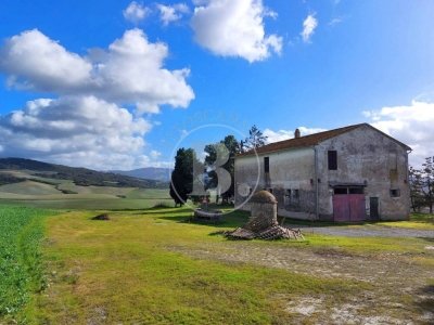 casa indipendente in vendita a Volterra