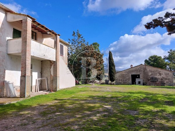 casale in vendita a Volterra