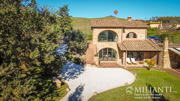 casa indipendente in vendita a Volterra