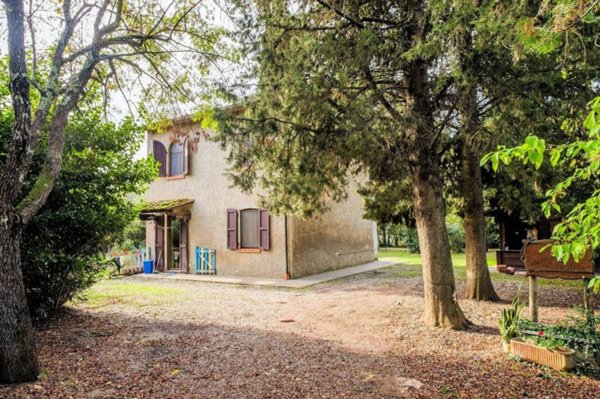 casa indipendente in vendita a Volterra