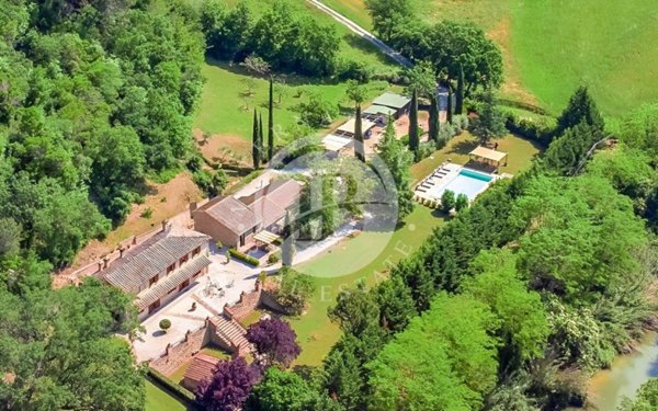 casa indipendente in vendita a Volterra