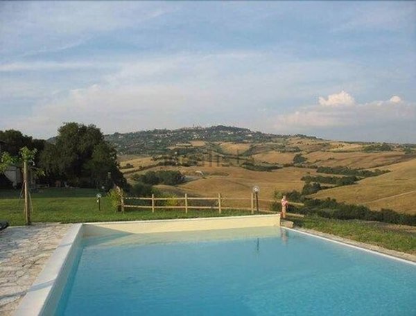 casa indipendente in vendita a Volterra