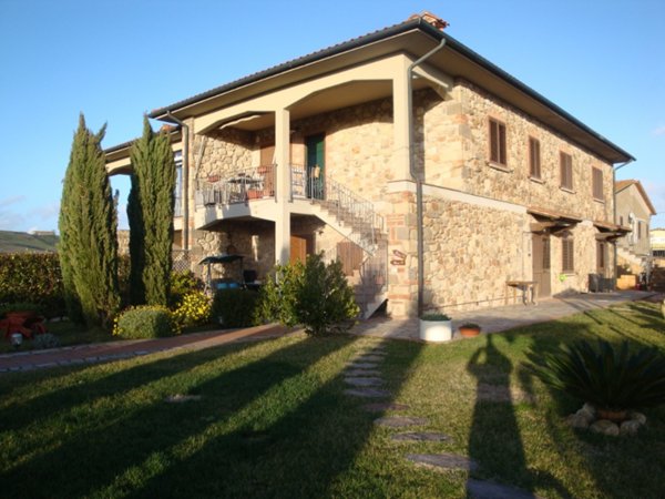 appartamento in vendita a Volterra in zona Saline