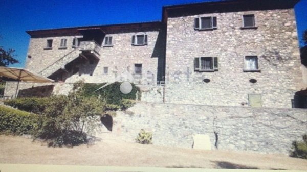 casa indipendente in vendita a Volterra