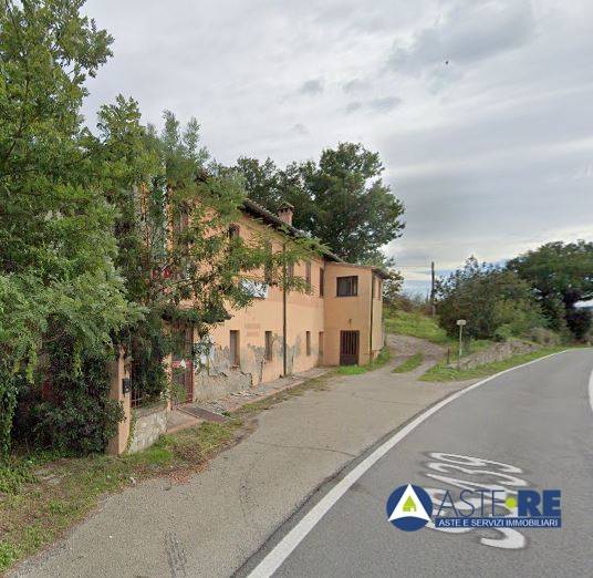 negozio in vendita a Volterra in zona Saline
