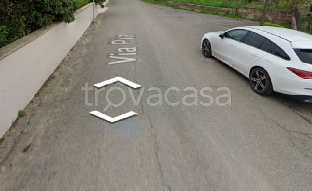 locale commerciale in vendita a Volterra in zona Saline