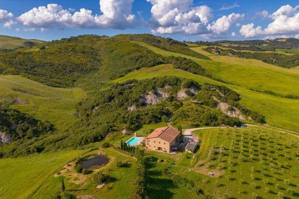 casa indipendente in vendita a Volterra in zona Mazzolla